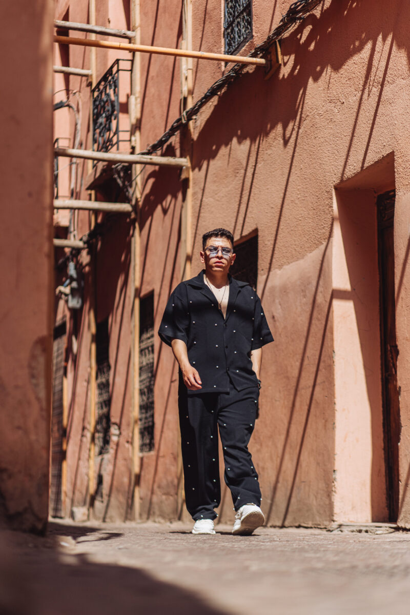 Elegant Oversized Black Set with Handmade Artisan Pearl Detailing - Image 2
