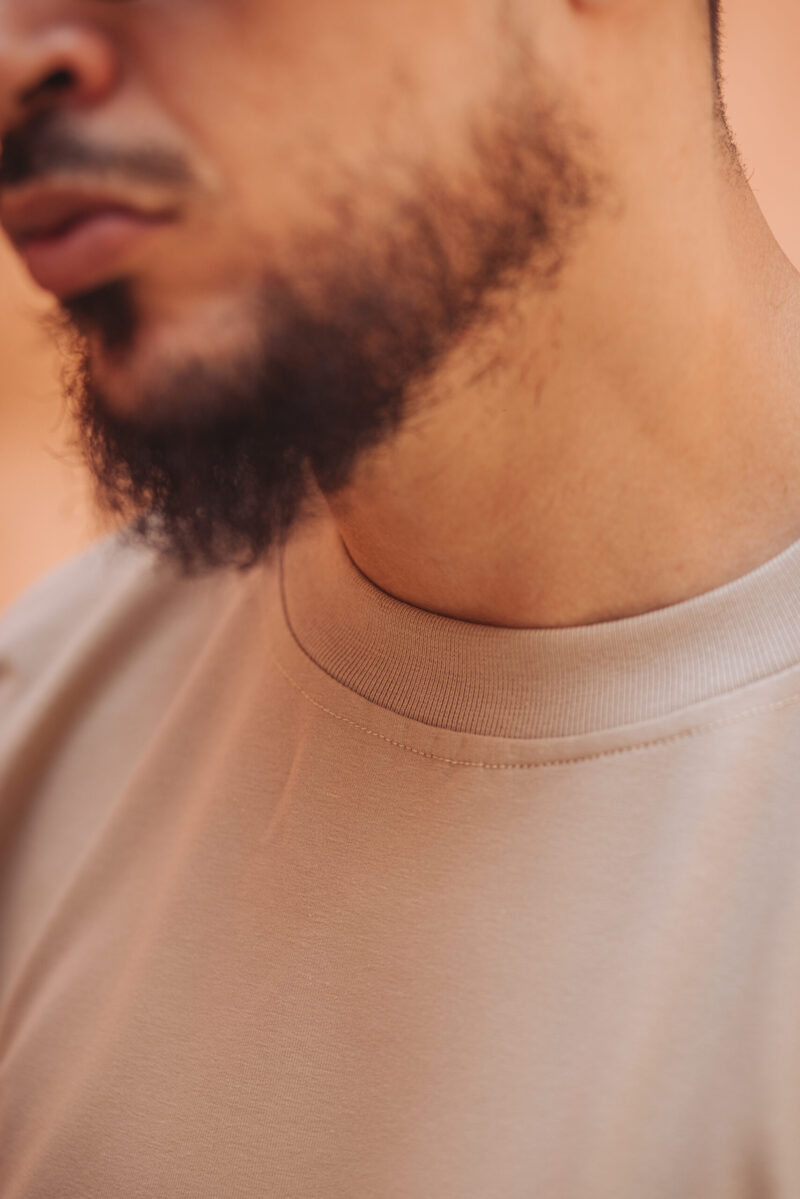Oversized t-shirt with drop shoulders and shorts with elastic waistband - Beige - Image 2